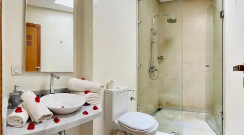 Spacious Villa with Mountain Views - 550 m² - image 13