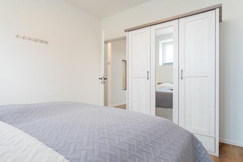 Apartment image 10