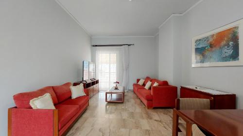 Modern, Renovated Apartment in Nikaia, Le Pirée