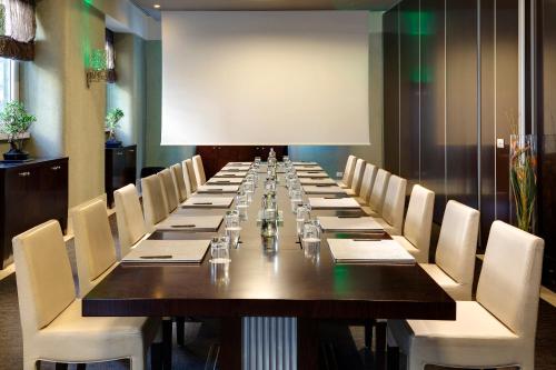 686546134 Meliá Genova