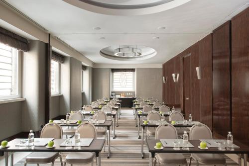 686546135 Meliá Genova