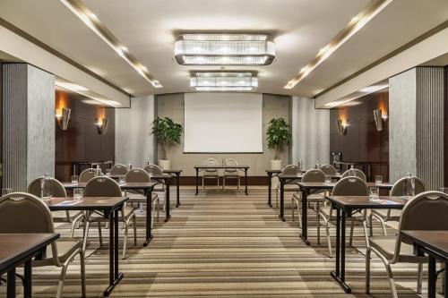 686546149 Meliá Genova