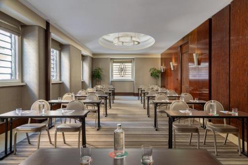 686546151 Meliá Genova