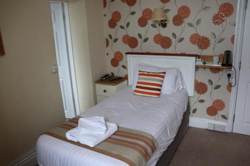 1 twin bed