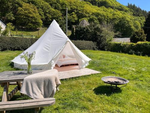 A környék, Panpwnton Farm Bell Tents in Knighton