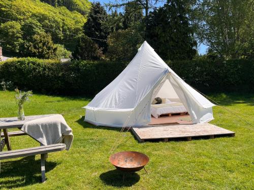 A környék, Panpwnton Farm Bell Tents in Knighton