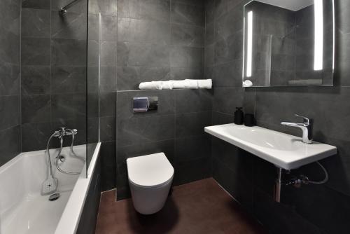 Maisonette Studio with Four Single Beds
