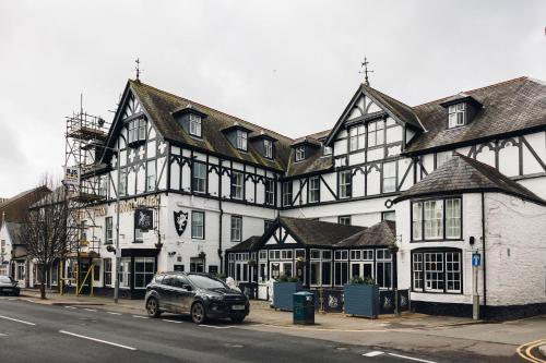 White Lion Royal Hotel, Bala
