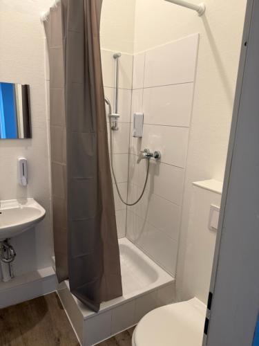 Aparthotel Emilia 24h Check-in, Free Parking and WiFi in Bargteheide, Deutschland