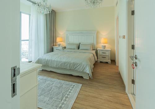 DreamShoma-3BR Super Luxurious The Residence 5 Downtown, Dubai (Foto 3)