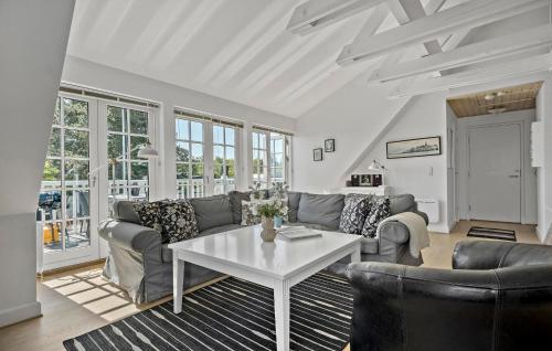  2 Bedroom Awesome Apartment In Nykøbing Sj in Højby