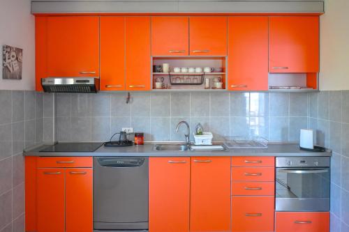 The rising sun-Stylish Sea View Apartment in Seoca