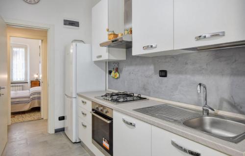 Stunning Apartment In Genova With Wifi, Janov (fotografie 7)
