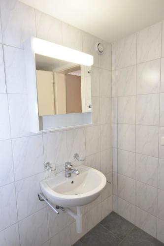 Practical studio at trendy location - Stork 22, Zúrich (foto 2)