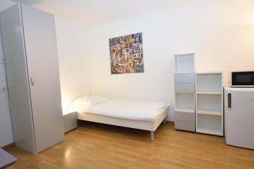 Practical studio at trendy location - Stork 22, Zúrich (foto 6)