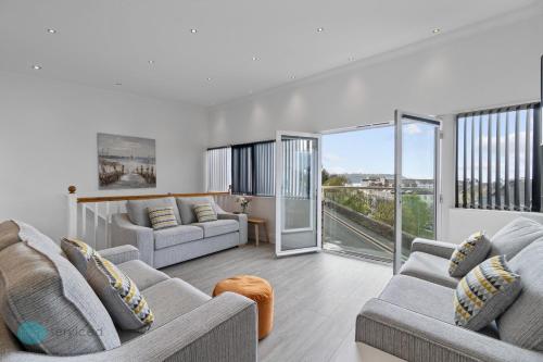 4 Bed - Smeatons By Pureserviced