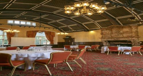 Best Western PLUS Grim's Dyke Hotel - image 12