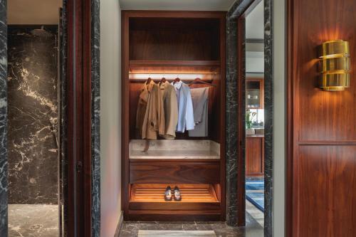 Palazzo Ottaviani - Luxury Apartments - image 7