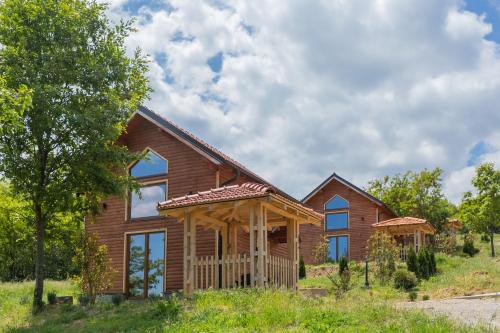 . Etno selo Čubura - Apartmani