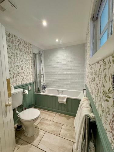 Scourie Hotel - image 2
