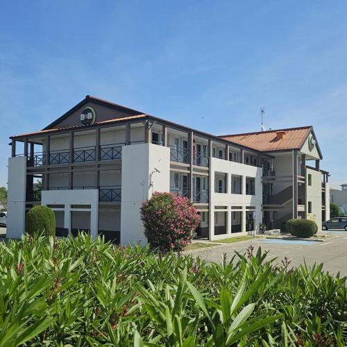B&B Hôtel Avignon - Hotel - Le Pontet