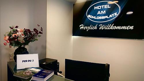 Hotel am Schlossplatz - 로비