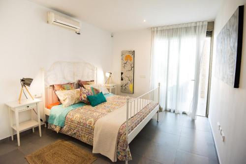 Villa - Beach Front image 5