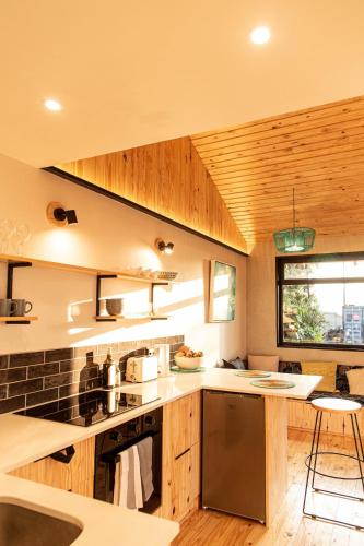 Modern Cabin - Pineapple in Malkerns