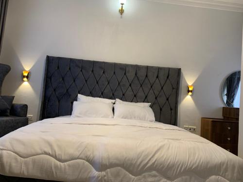 Funkyndom Apartments - image 3