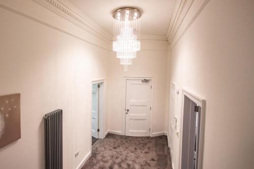 The Westminster Suite - image 8