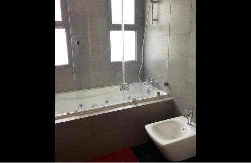 Appartement entier 2 chambres marina avec vue panoramique mer, Casablanca (fotografie 6)