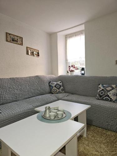 Two-bedroom house with garden