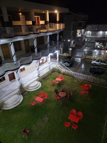 Galaxy Hotel Kalam in Drosh