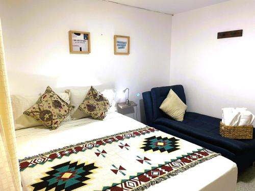 Loft cerca a Laureles, WIFI, cerca metro, con Balcón, GUARDA MALETAS GRATIS!!, Medellín (fotografie 9)