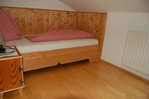 Three-Bedroom Apartment with Mountain View