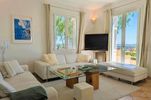 Villa sur les hauteurs avec vue exceptionnelle - Location saisonnière - Hyères