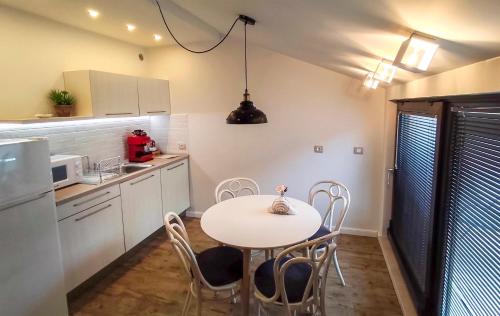 Two-Bedroom Apartment with Terrace image 6