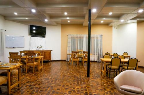 Спільний лаунж/ТБ зона, Excellentia Antsirabe in Antsirabe