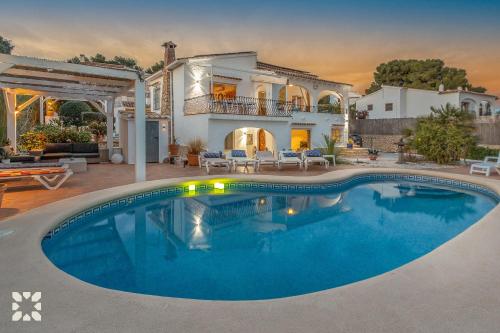 Villa Volantis by Abahana Villas, Benissa