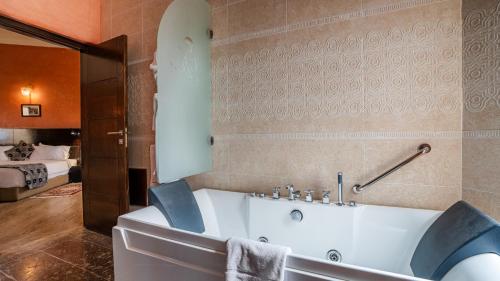 ห้องน้ำ, Palais Du Desert Hotel & Spa in แอรฟูด