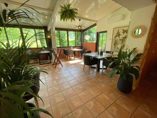 Les terrasses du durzon in น็อง