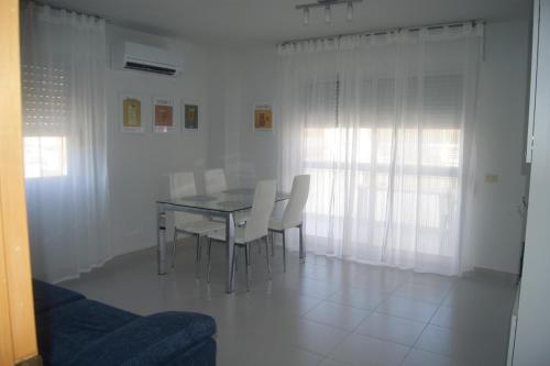 Two-Bedroom Apartment with Terrace image 8