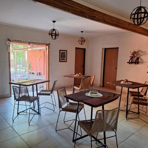 La Genoveva Posada entre Viñedos (La Genoveva Posada entre Vinedos) in Villa Union
