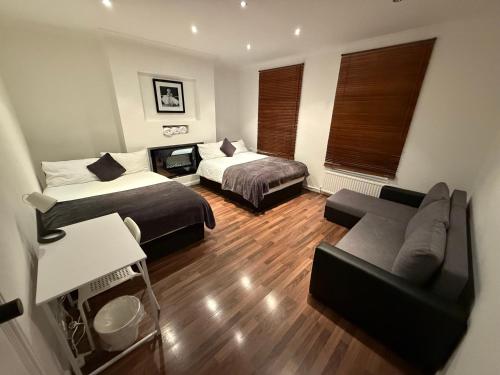 room detail thumbnail 0