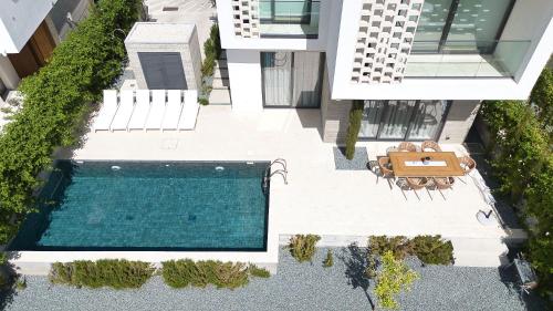 Oasis Villa 6