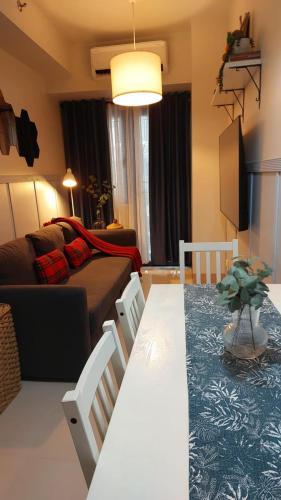 My Humble Abode at Shore 3, Manila
