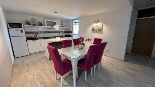 Lilikoi Apartment - image 11
