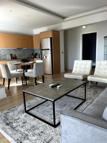Altitude 5 Penthouse Elliniko, Athen