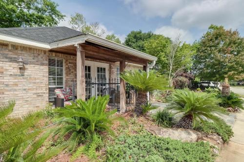 Long Beach Maple House in Long Beach (MS)