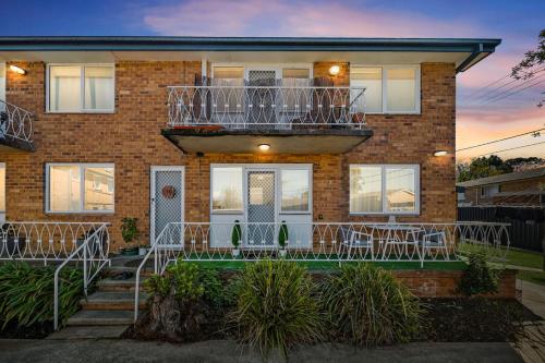 Utvendig, Stylish and Peaceful Retreat Near Dickson - Hosted by Canstay in Watson